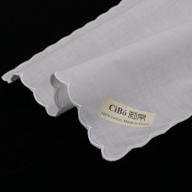 Monogrammed Handkerchief - Lenços de algodão branco com borda