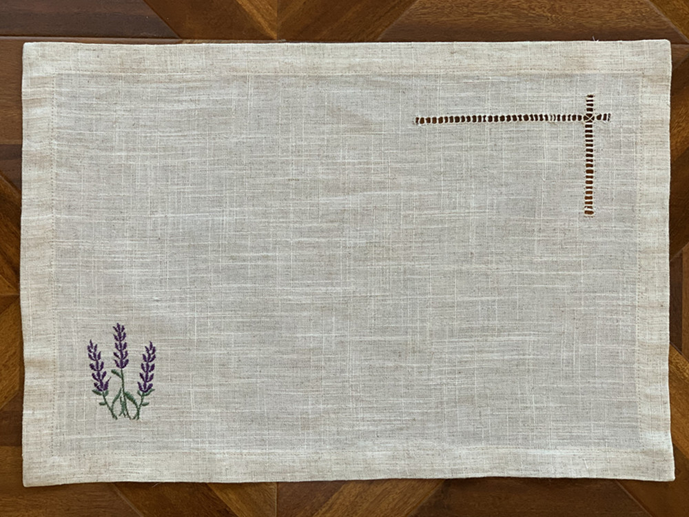 Guardanapo/Sousplat com Bordad - Monogrammed Handkerchief avaliação e preço