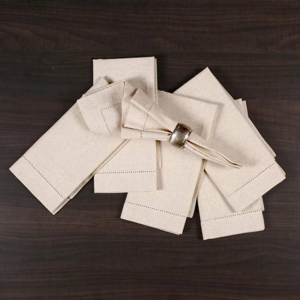 6 Guardanapos de Linho Brancos - Monogrammed Handkerchief avaliação e preço