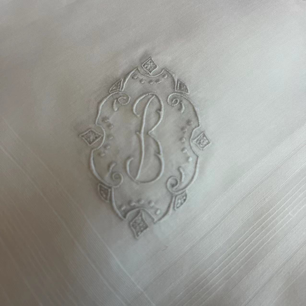 Elegante Lenço de Linho Puro I - Monogrammed Handkerchief avaliação e preço